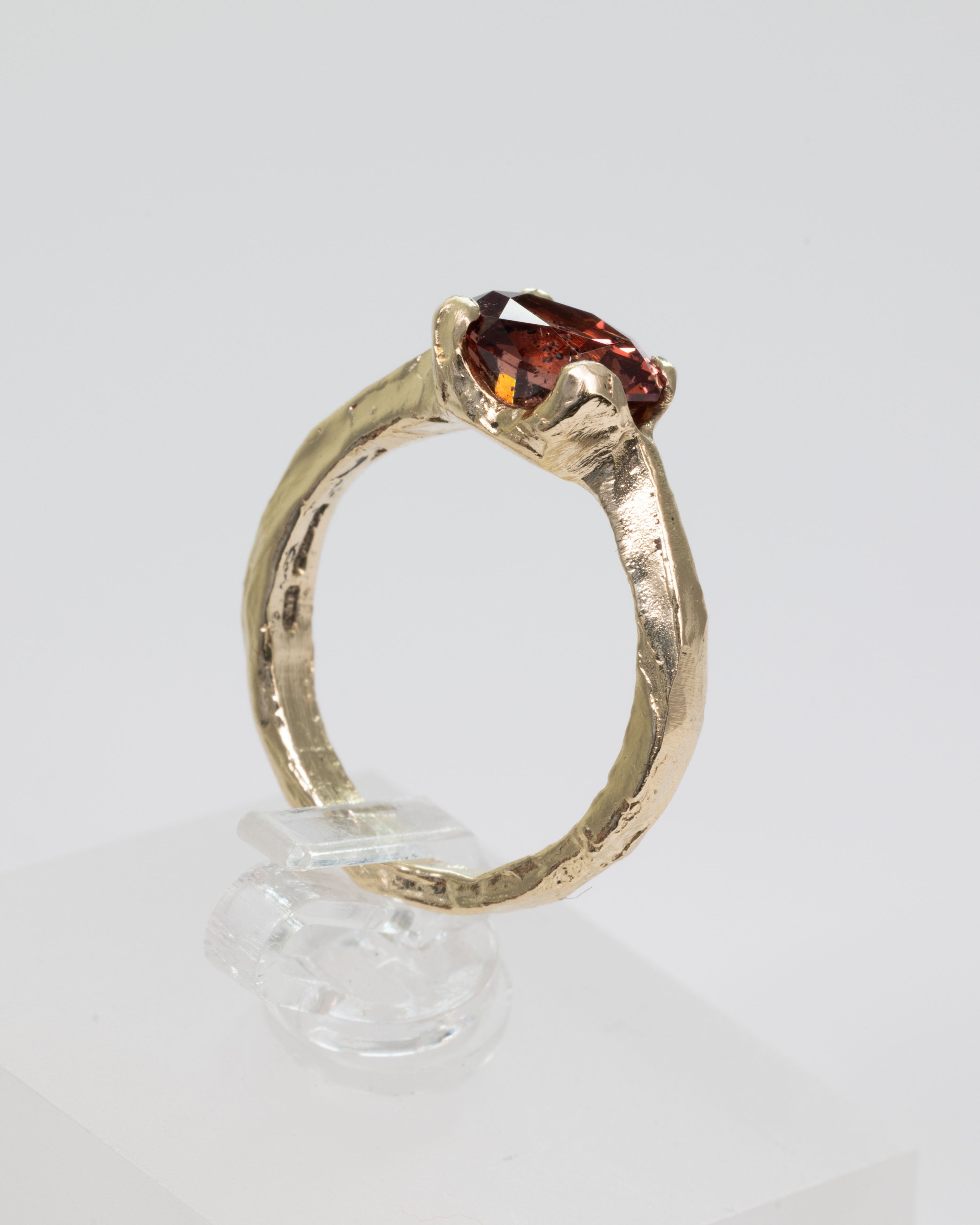 Moyogems Zircon Solitarie Ring | Recycled Gold